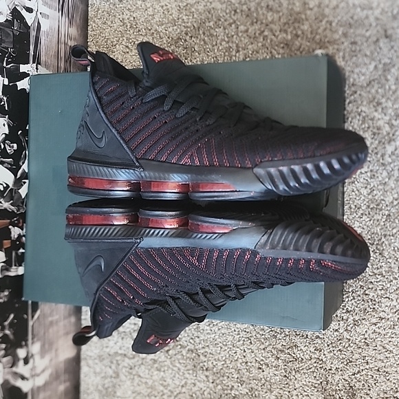 Nike LeBron 16 Fresh Bred mens size 13 - Picture 9 of 11